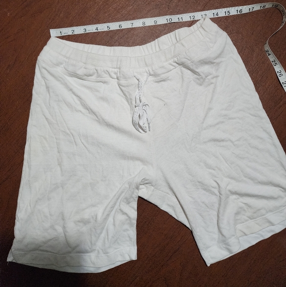 JM Sport Shorts - Picture 3 of 5